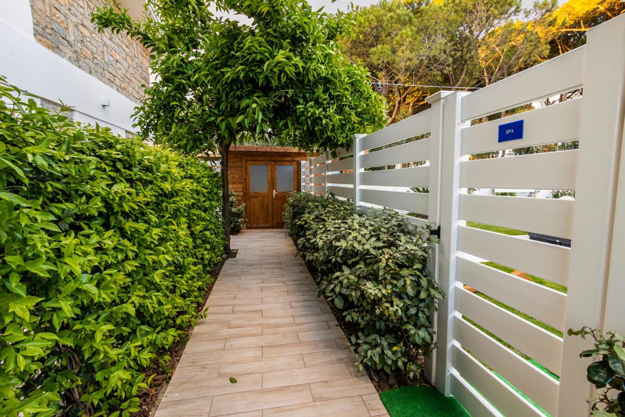 Aquamaris Design Suite & Spa Paestum Exterior foto