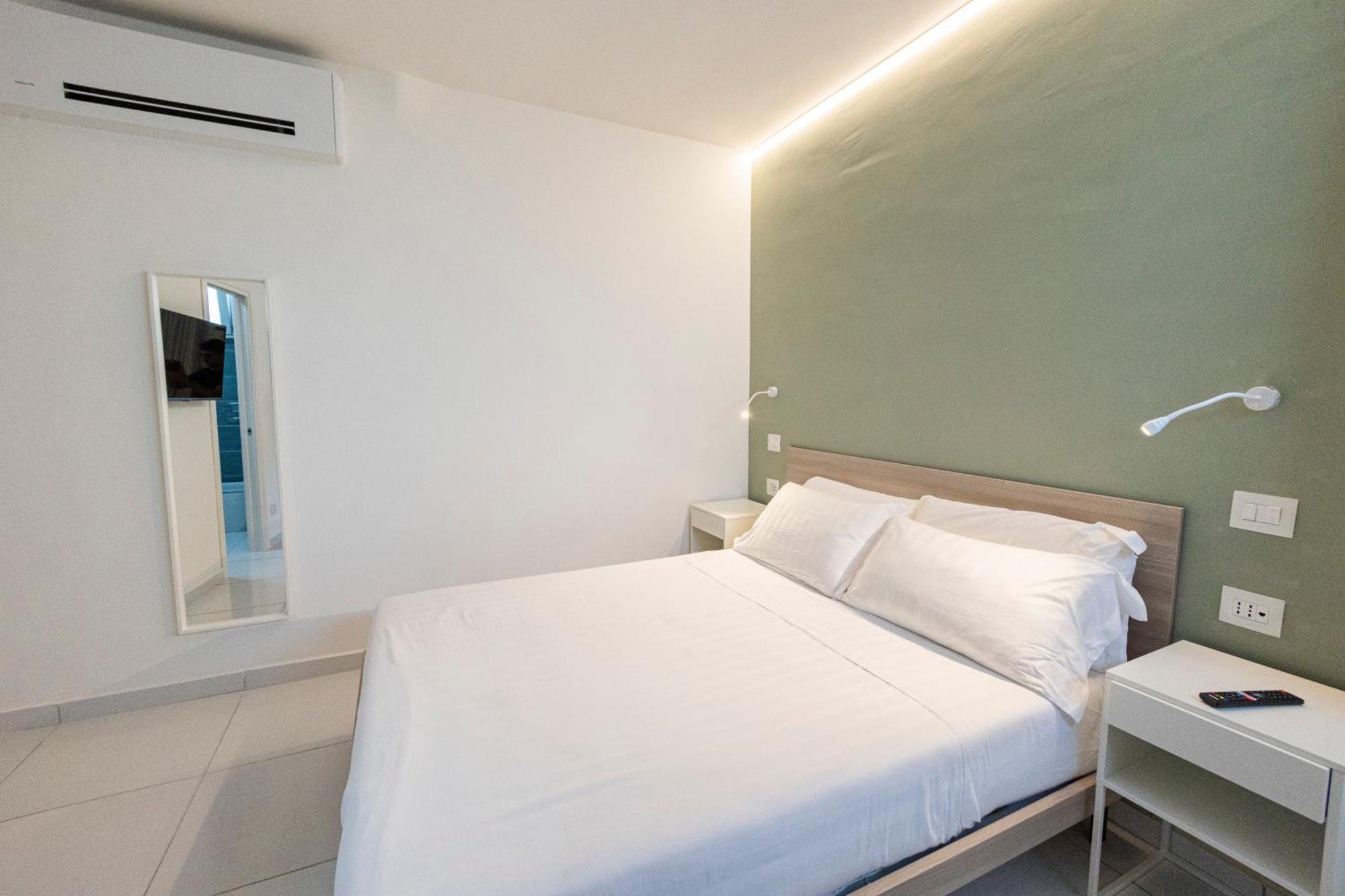 Aquamaris Design Suite & Spa Paestum Exterior foto